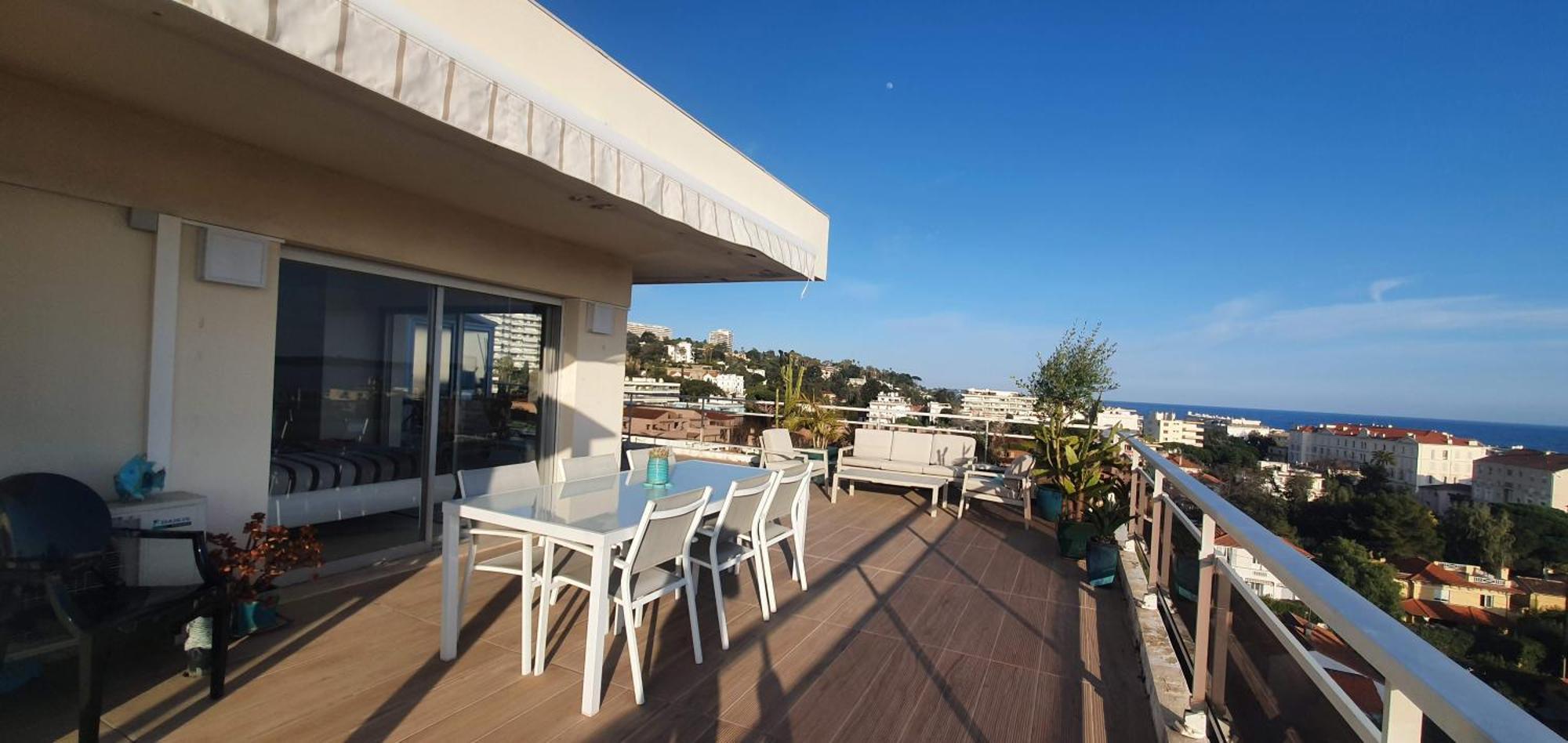 Villa Sur Le Toit - Vue Mer Exceptionnelle Cannes Luaran gambar