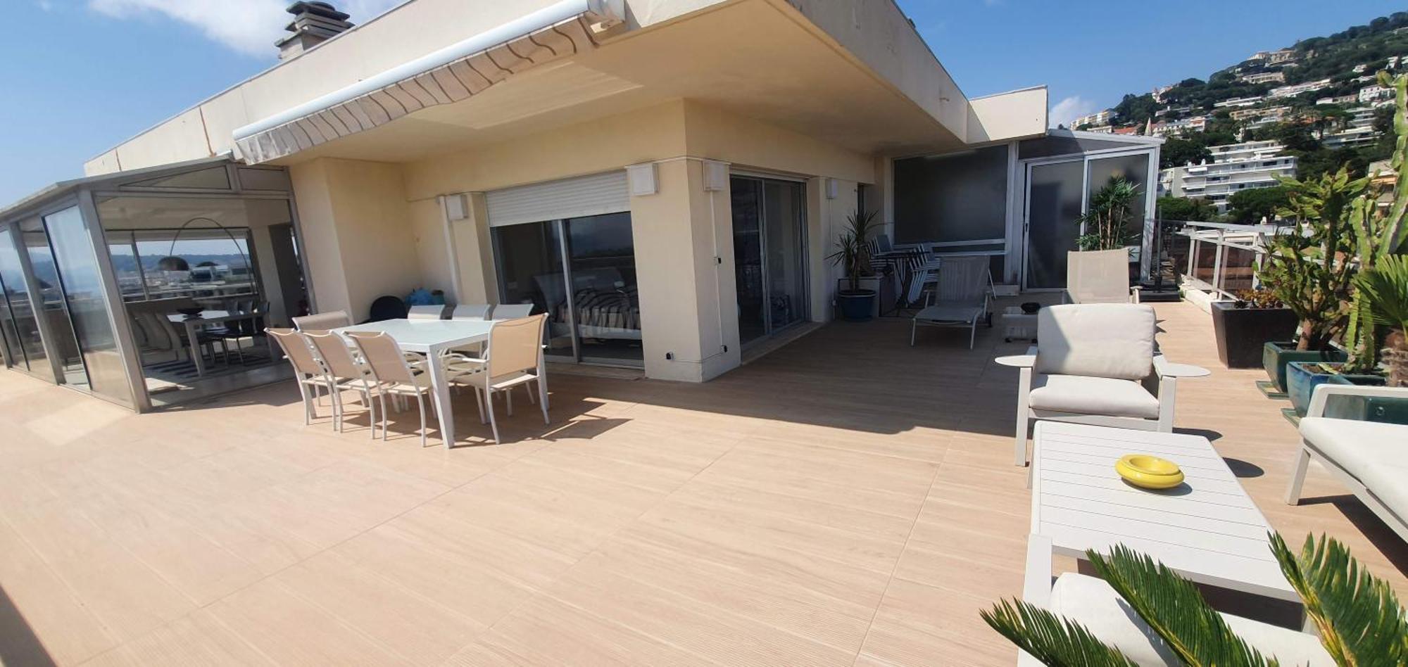 Villa Sur Le Toit - Vue Mer Exceptionnelle Cannes Luaran gambar