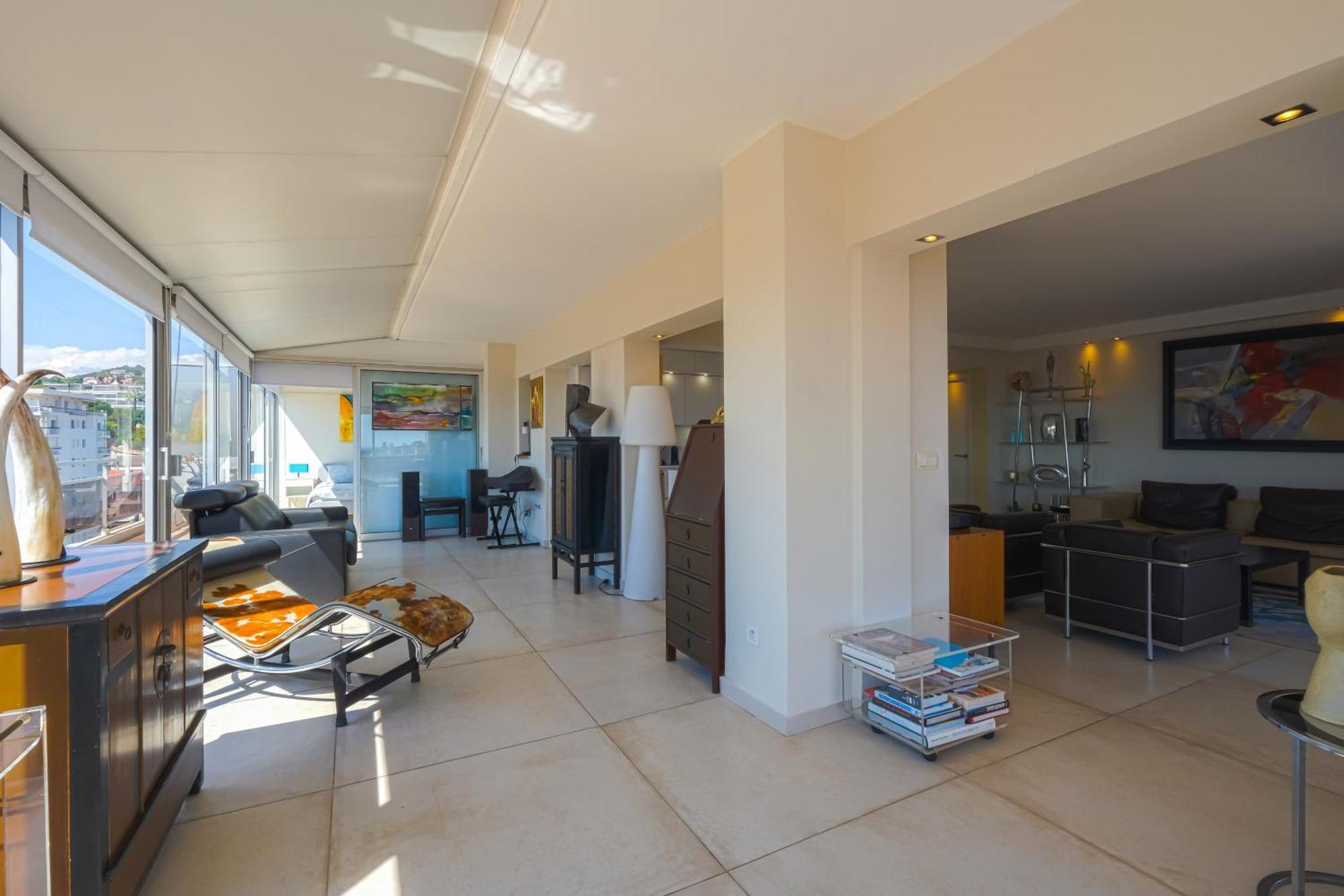 Villa Sur Le Toit - Vue Mer Exceptionnelle Cannes Luaran gambar